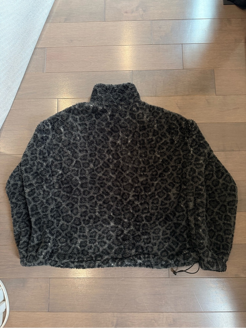 UO Leopard Print Fleece Quarter Zip - Picture 2 of 2